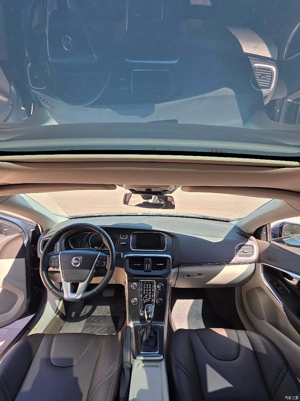 Volvo V40, 2013 7