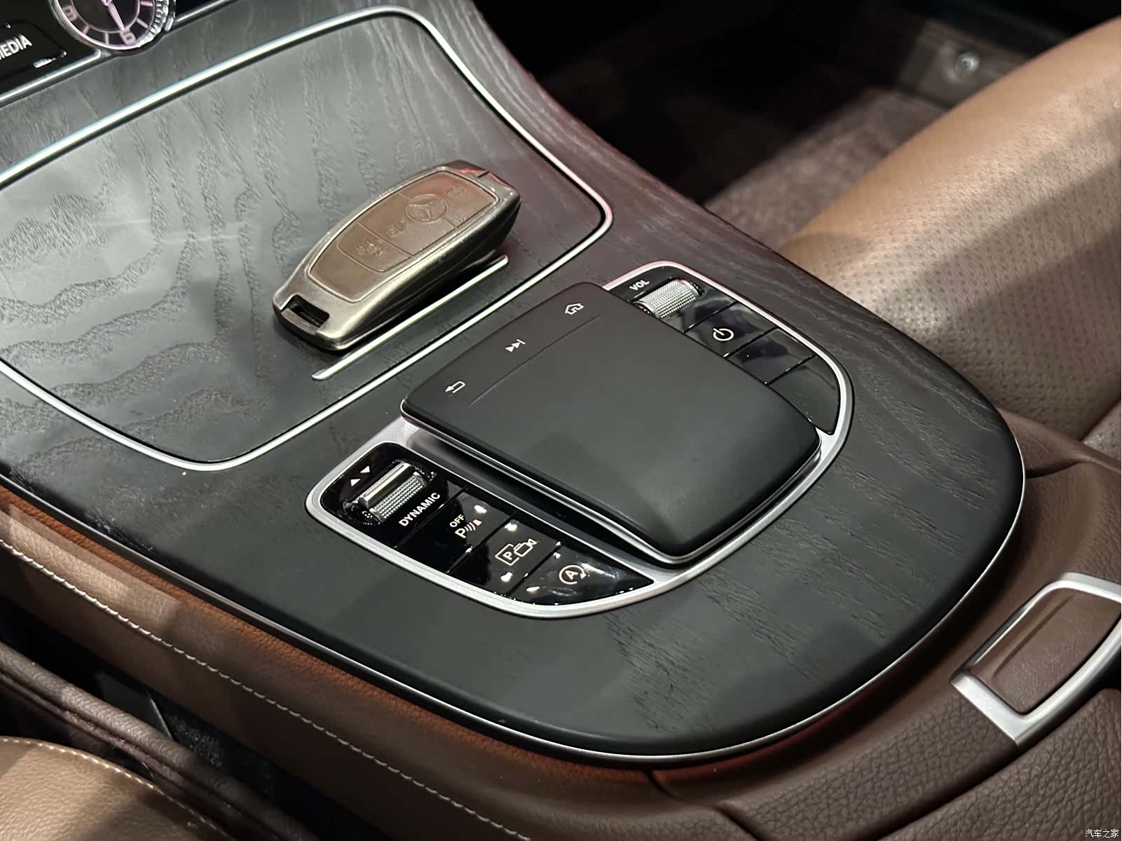 Mercedes-Benz E-Class, 2019 11