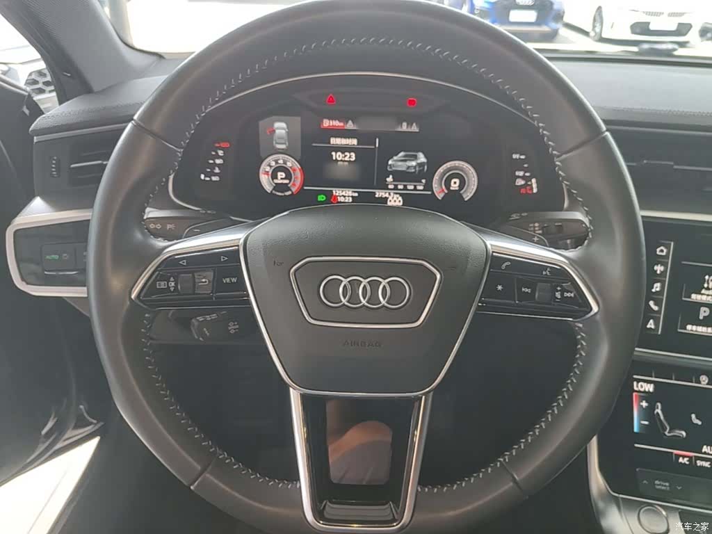Audi A6L, 2019 11