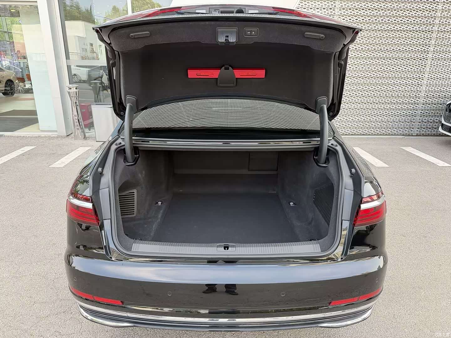Audi A8L, 2025 23