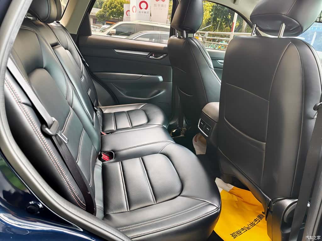 Mazda CX-5, 2022 11