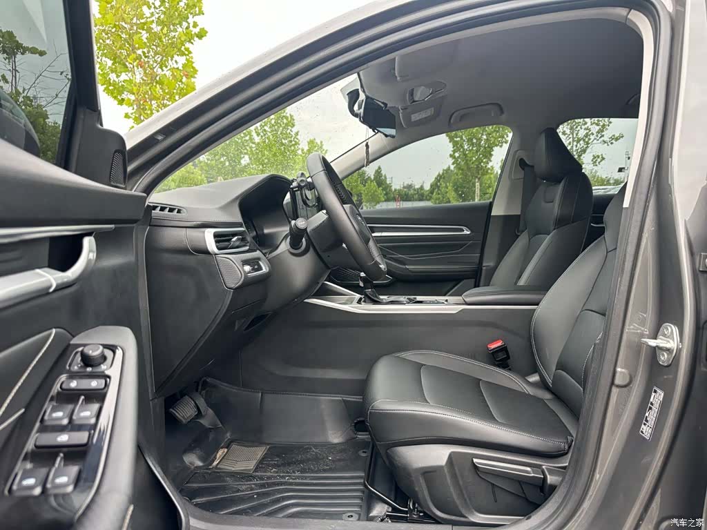 Geely Emgrand, 2024 9