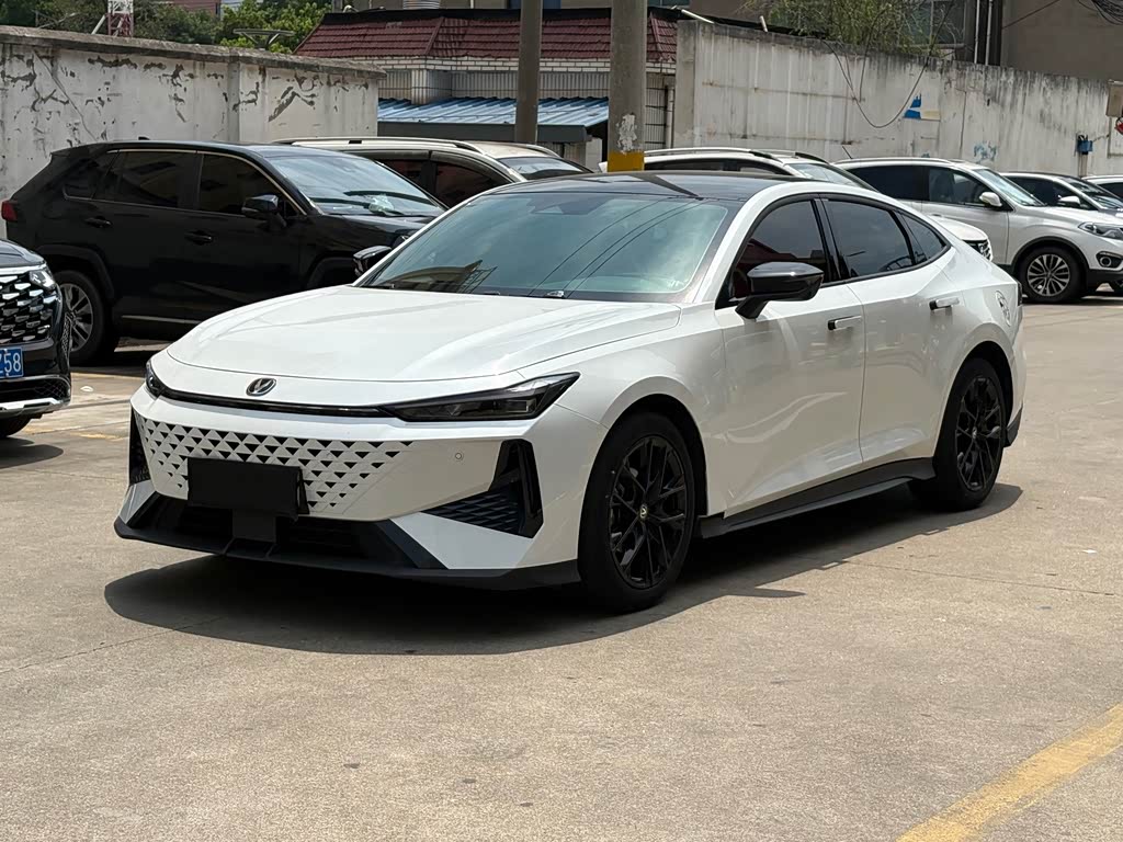 Changan UNI-V