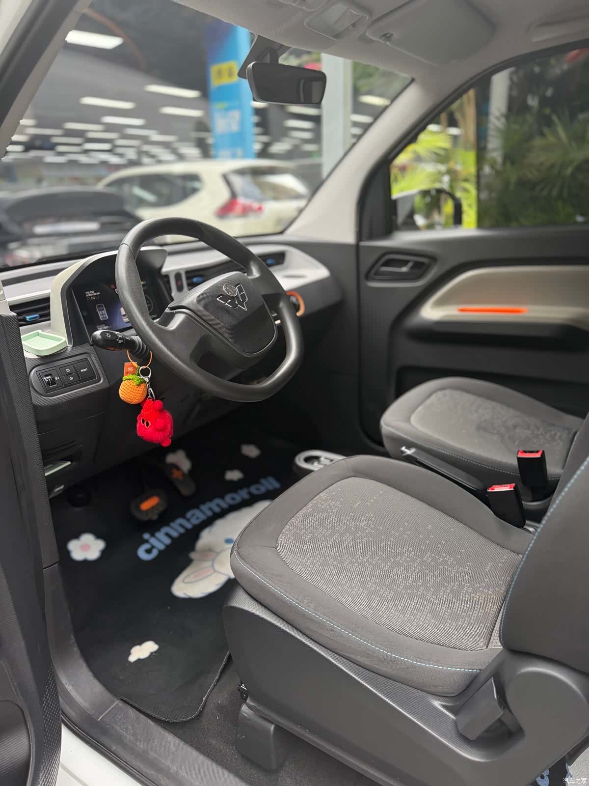 Wuling MINIEV, 2023 все фото