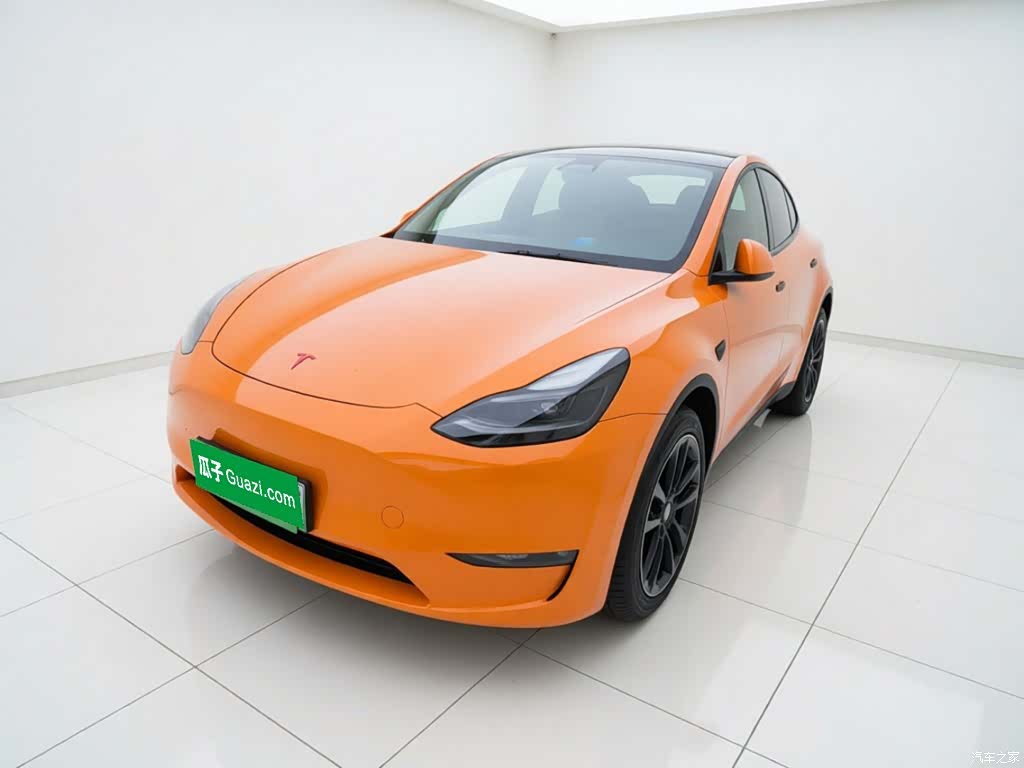Tesla Model Y, 2023 2