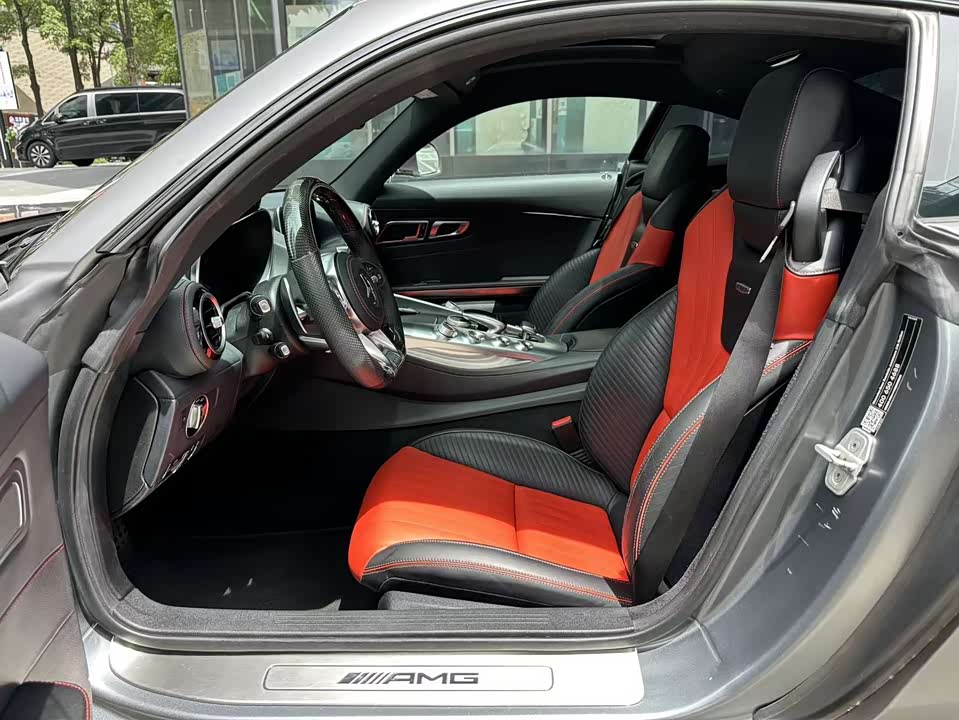 Mercedes-Benz AMG GT