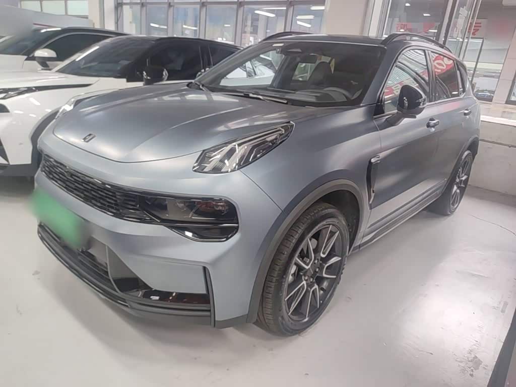 Lynk & Co 01