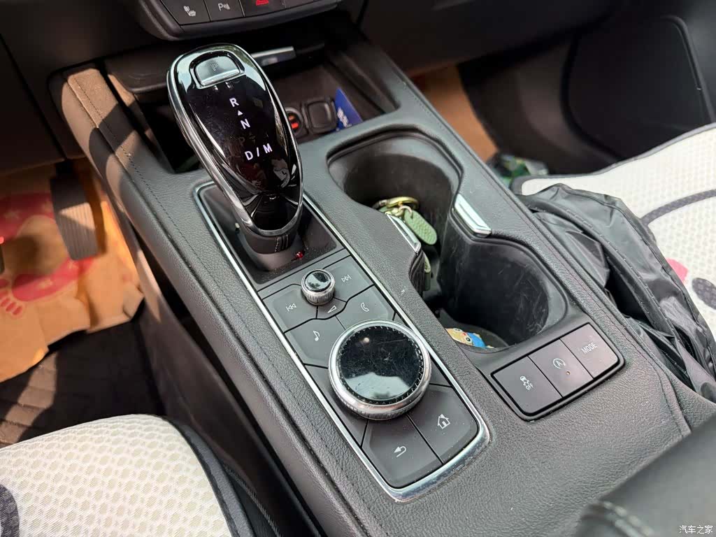 Cadillac XT4, 2021 9