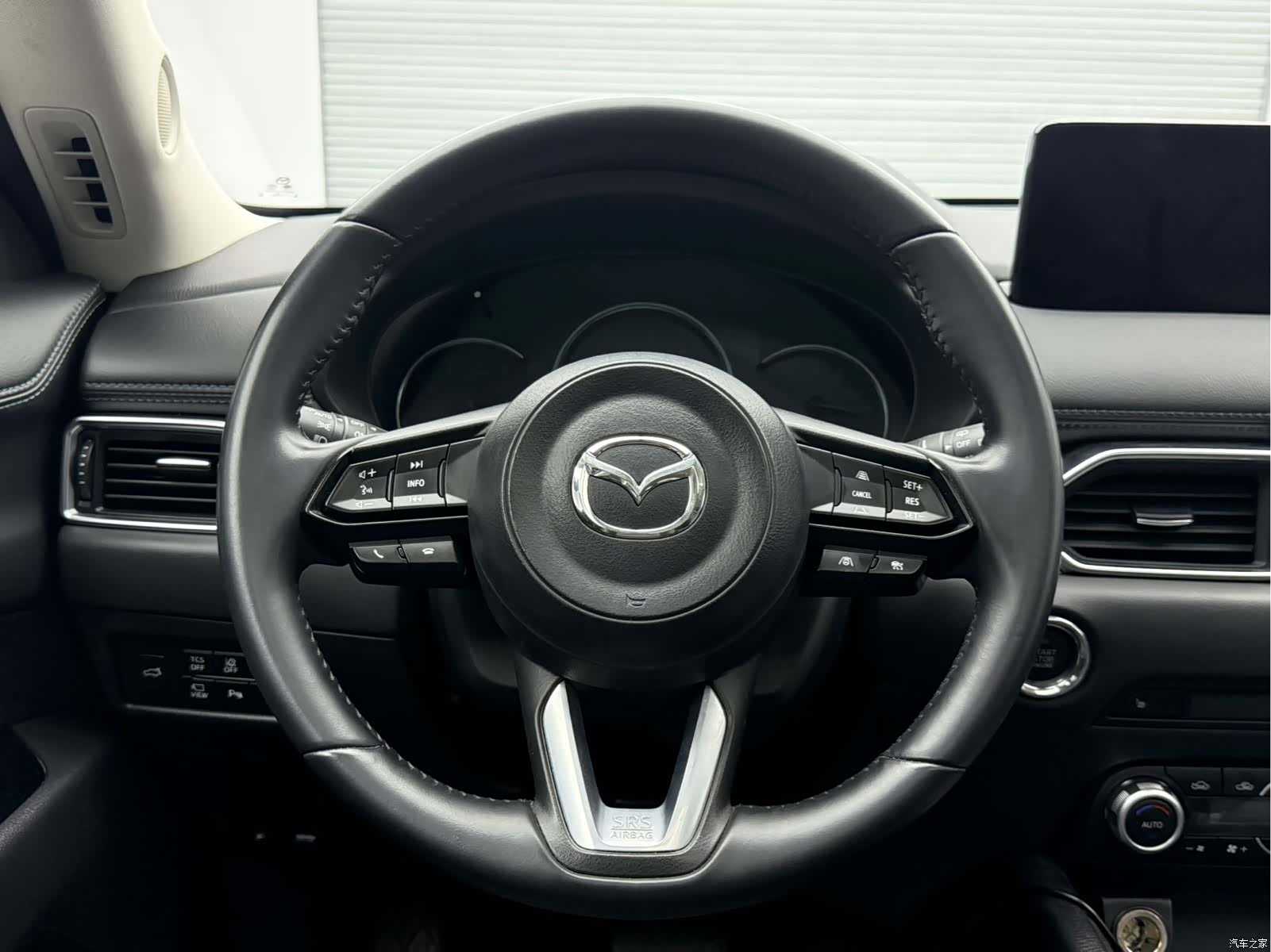 Mazda CX-5, 2024 12