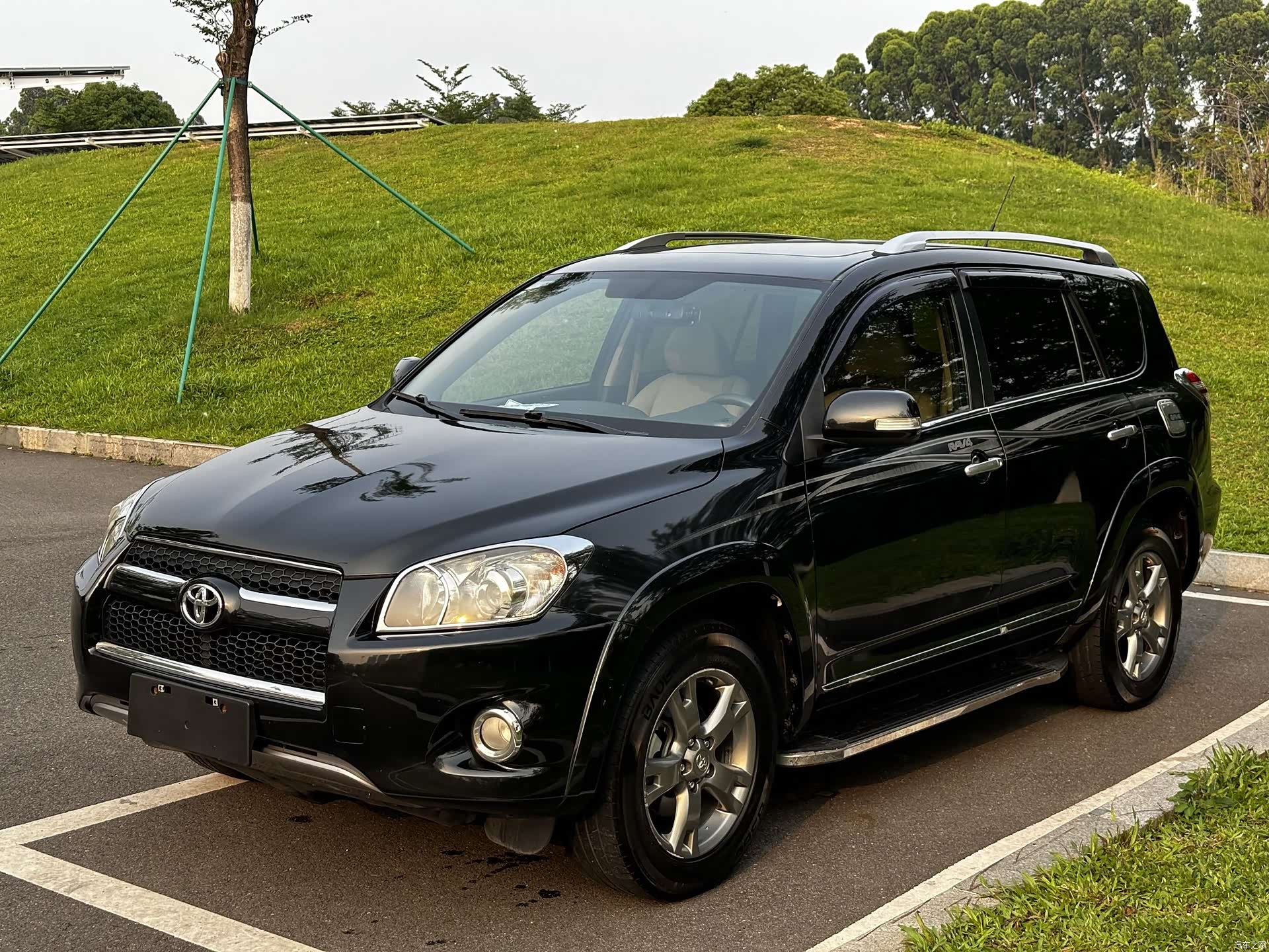 Toyota RAV4, 2012 1