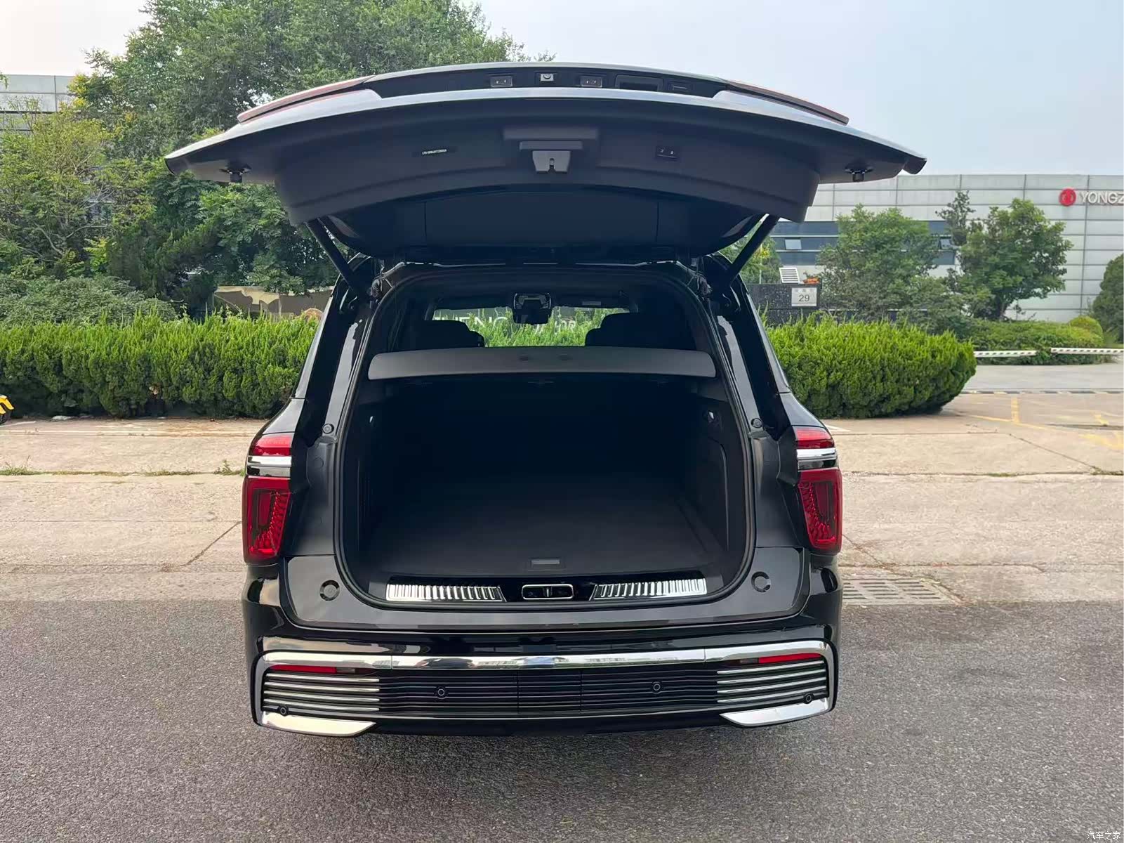 Hongqi 4, 2022 все фото