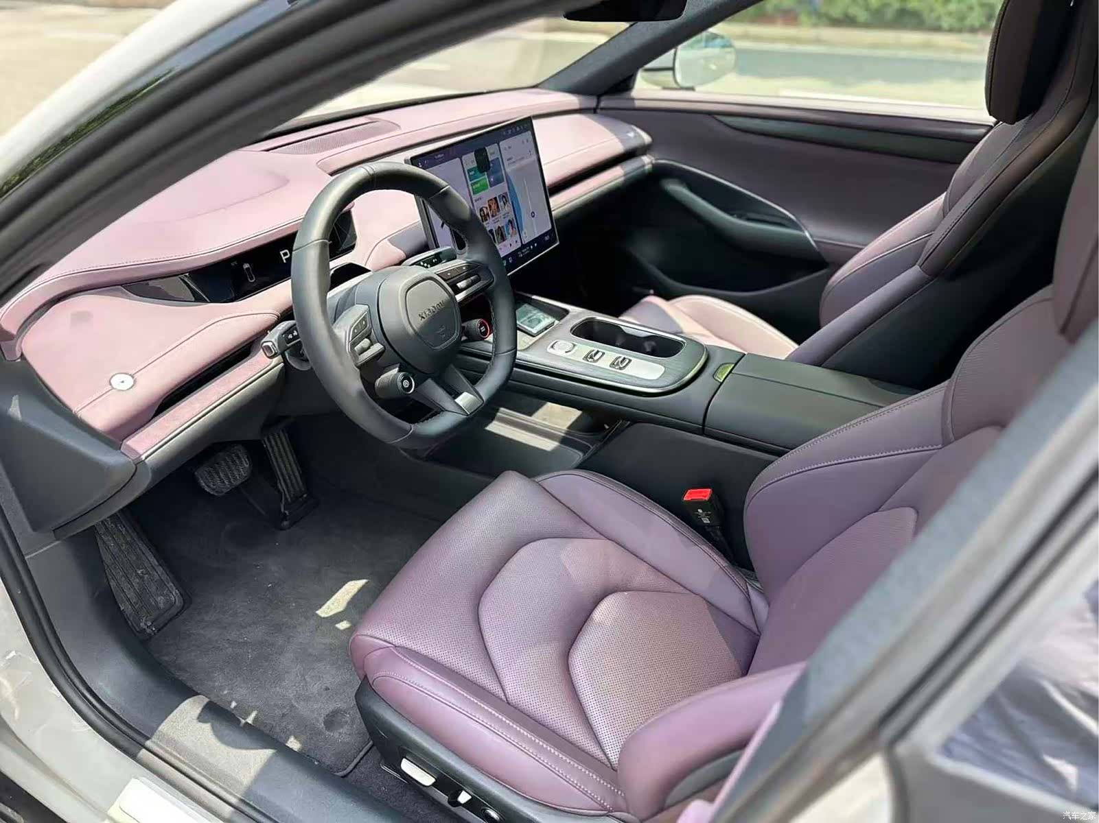 Xiaomi SU7, 2025 4