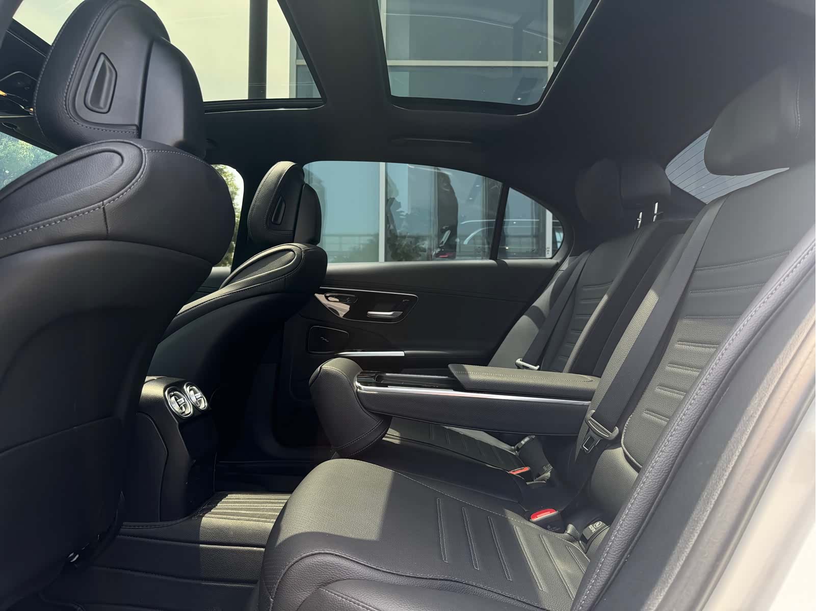 Mercedes-Benz C-Class, 2023 7