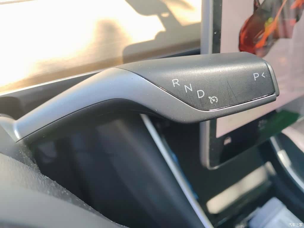 Tesla Model 3, 2020 7