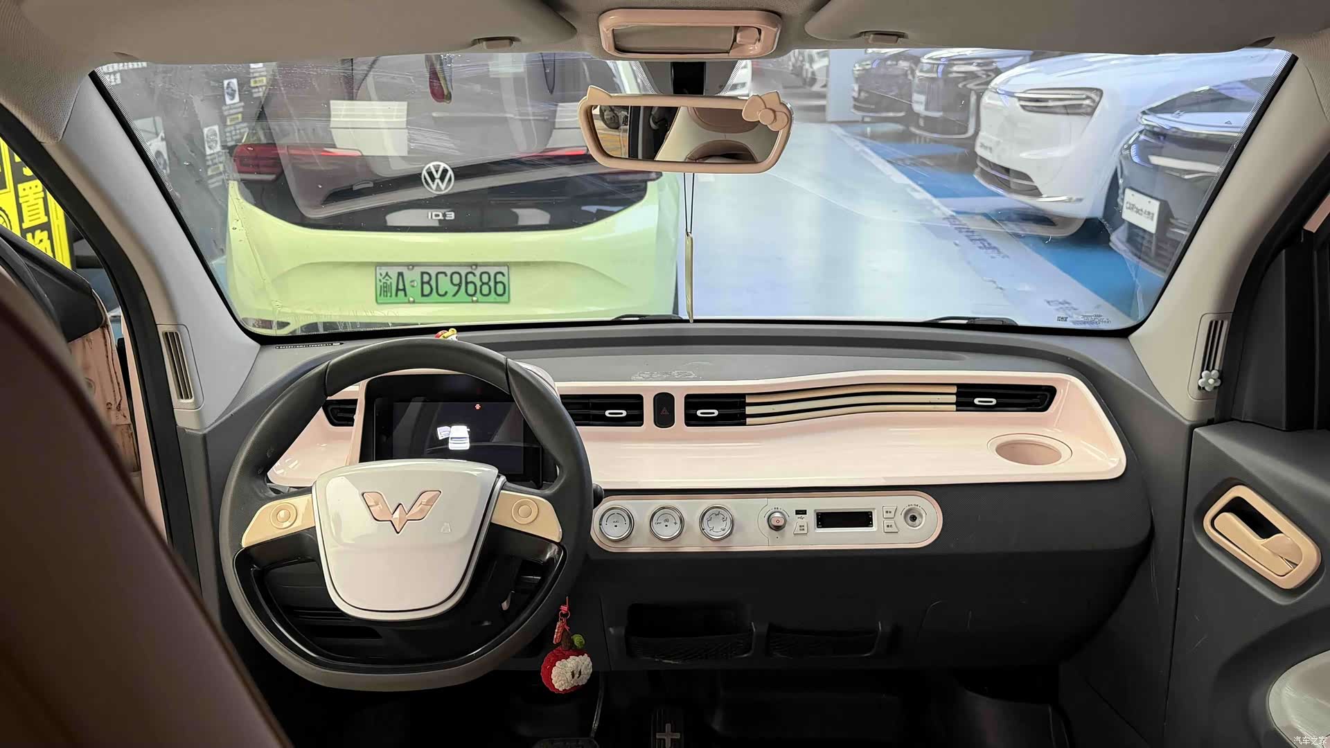 Wuling MINIEV, 2021 10