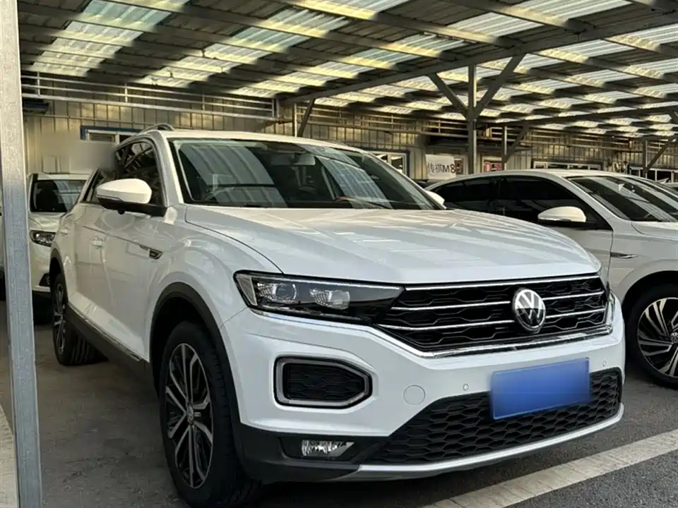 Volkswagen T-ROC exploring Songs
