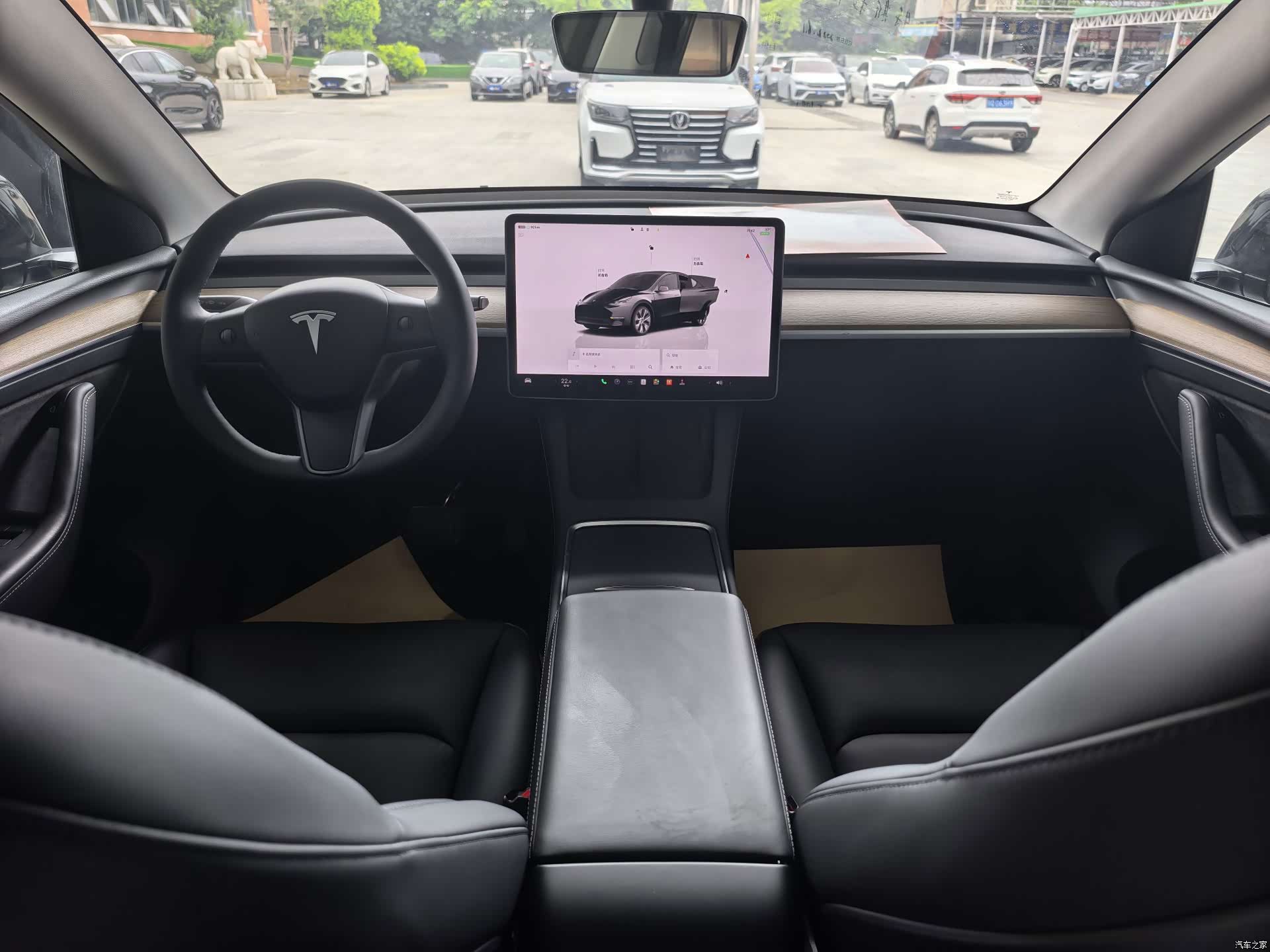 Tesla Model Y, 2022 12