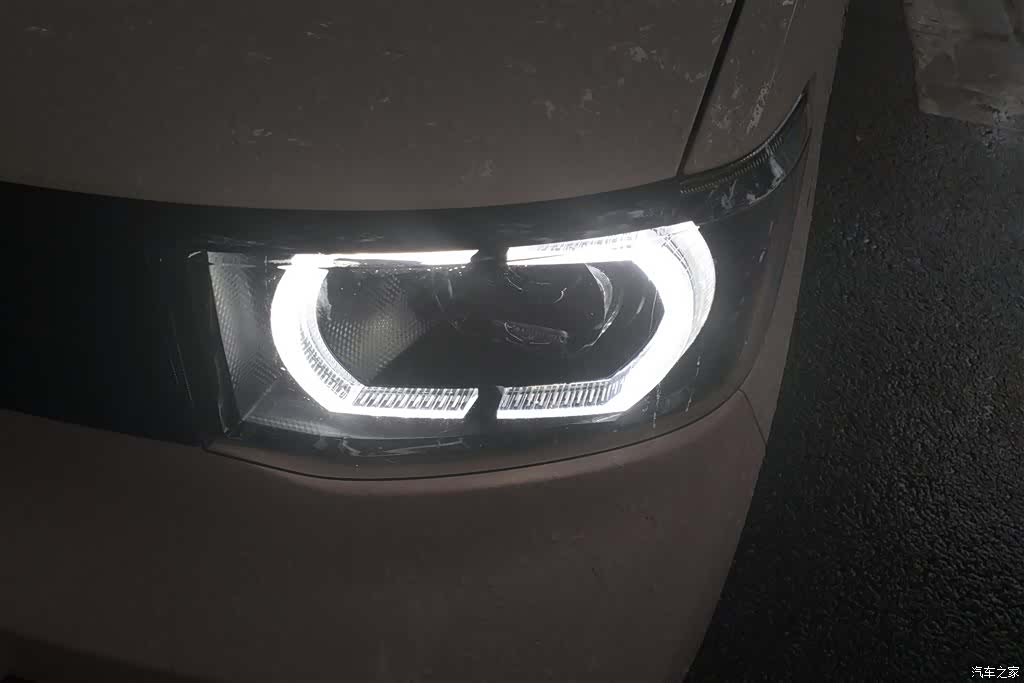 Wuling MINIEV, 2023 все фото