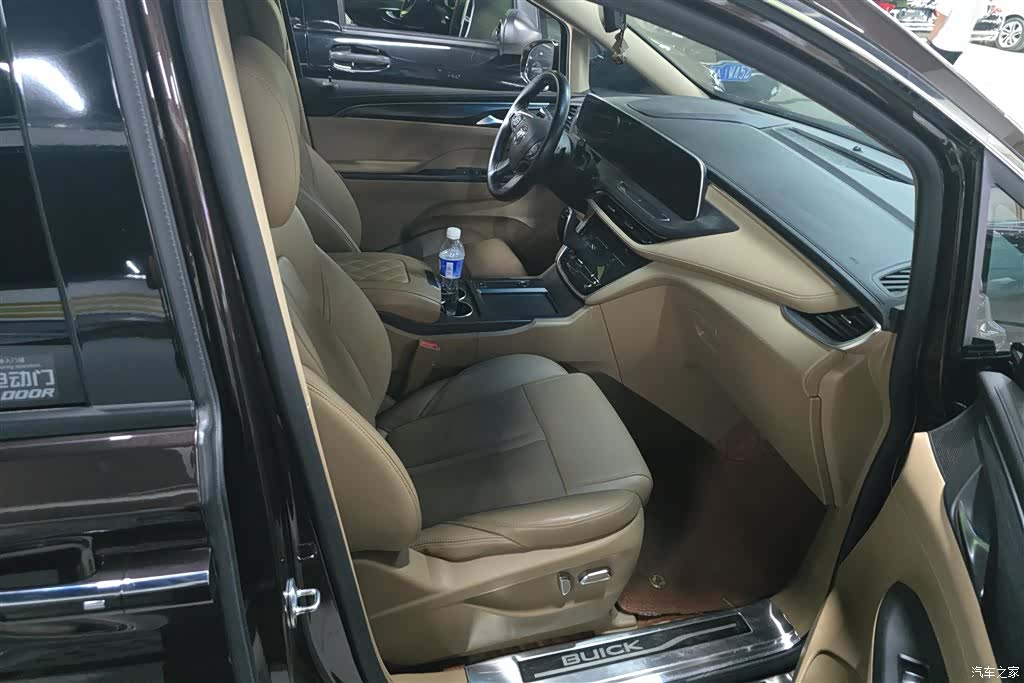 Buick GL8, 2021 8