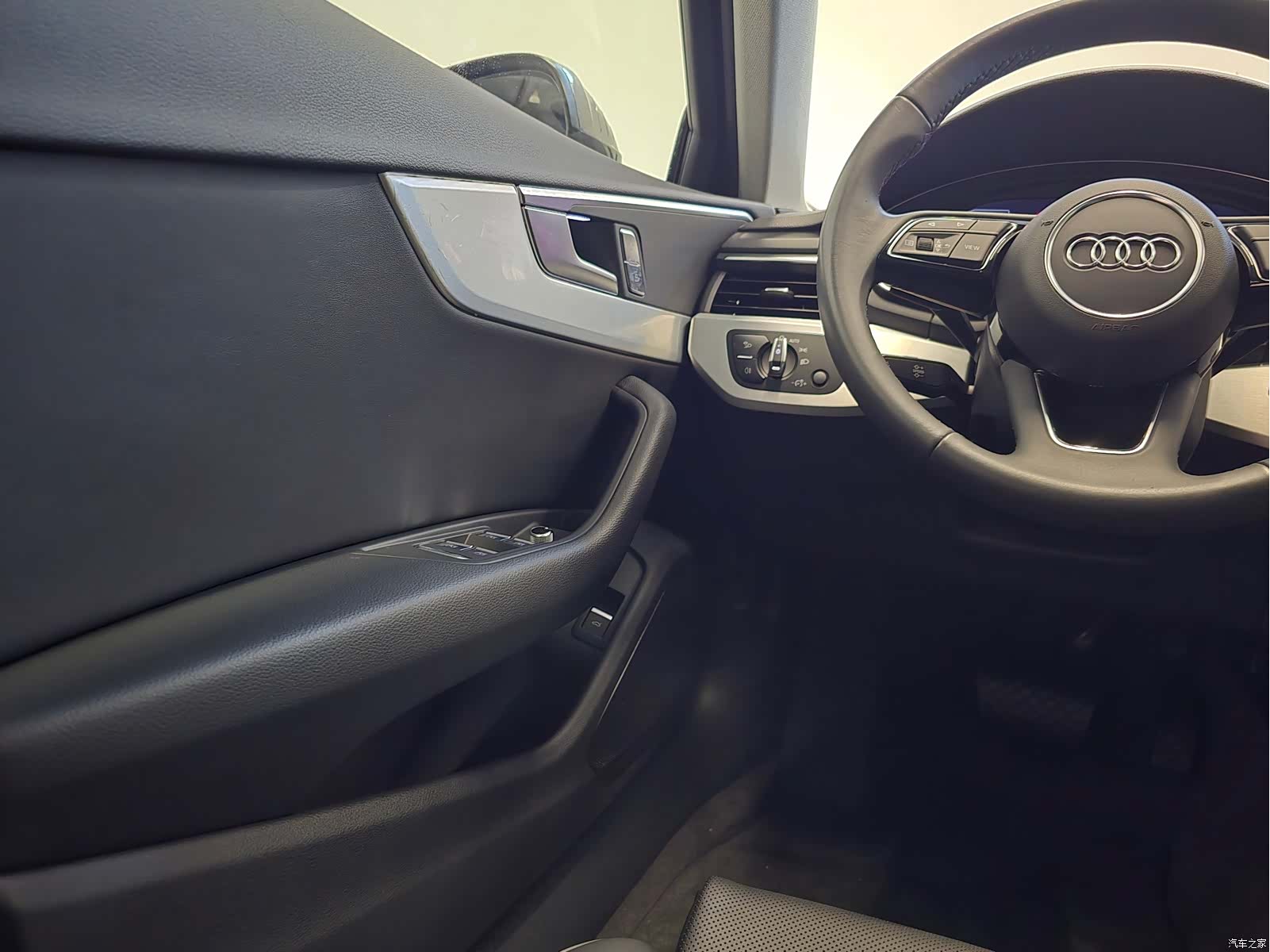 Audi A4L, 2024 11