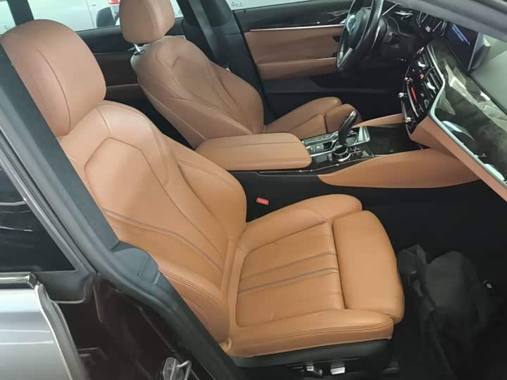 BMW 6 Series GT 2018 630i M Sport package