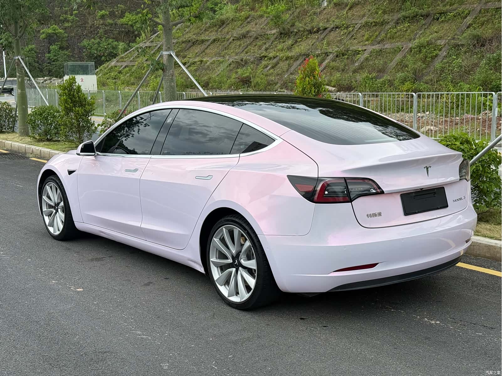 Tesla Model 3, 2021 4