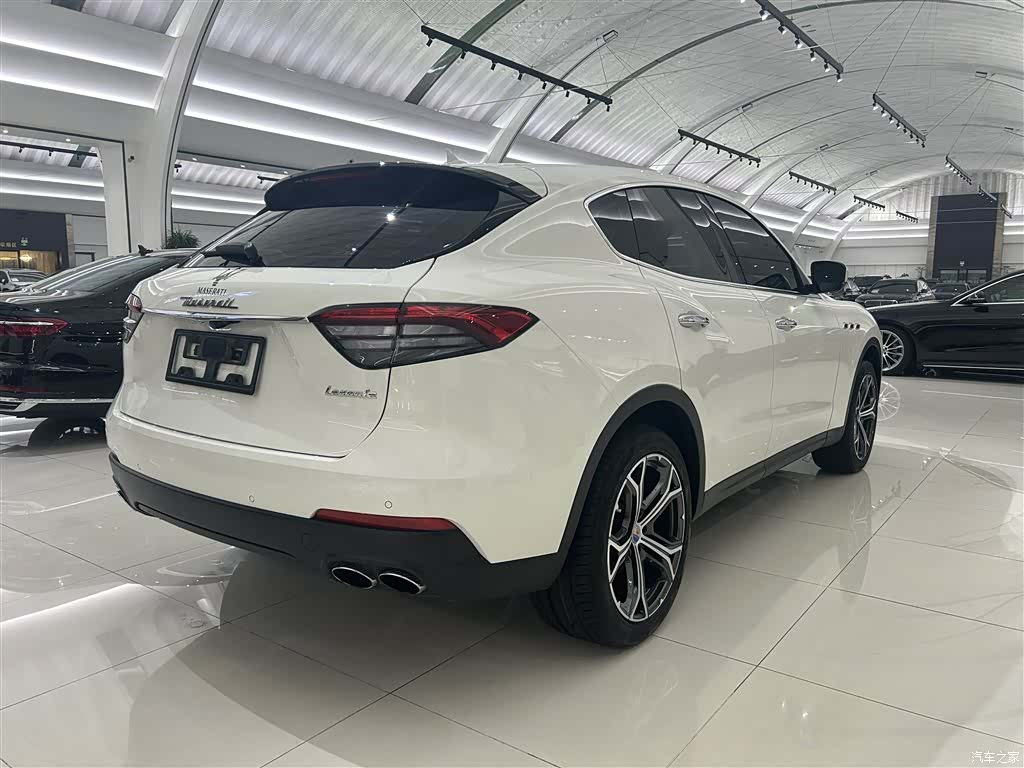 Maserati Levante, 2018 21
