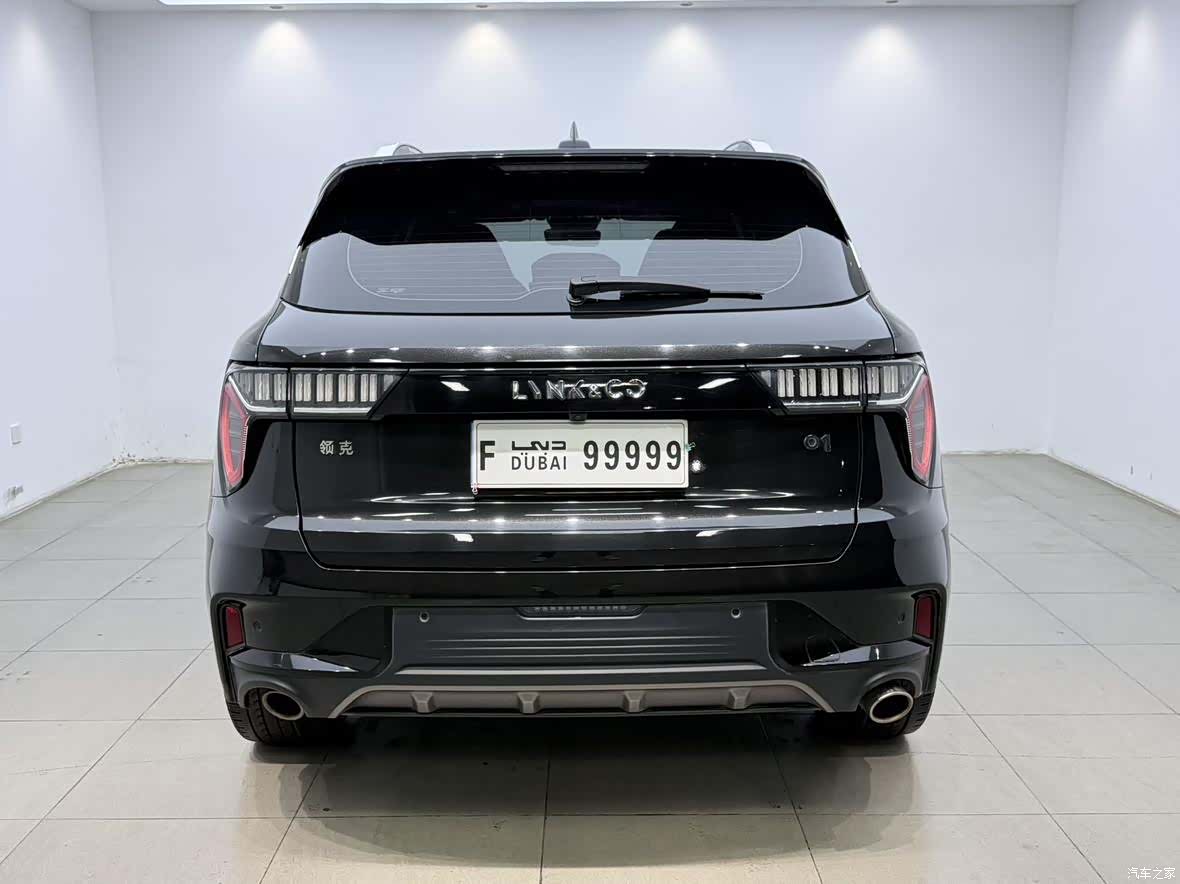 Lynk & Co 01, 2022 все фото