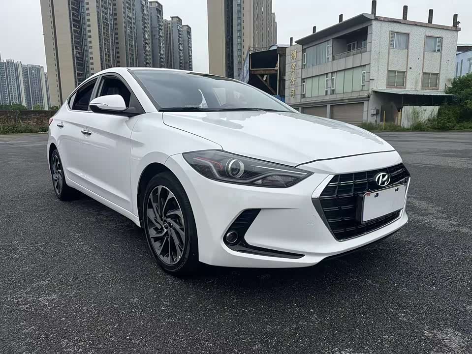 Hyundai Lead
