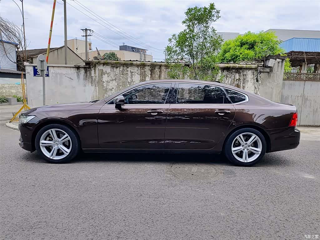 Volvo S90, 2017 3