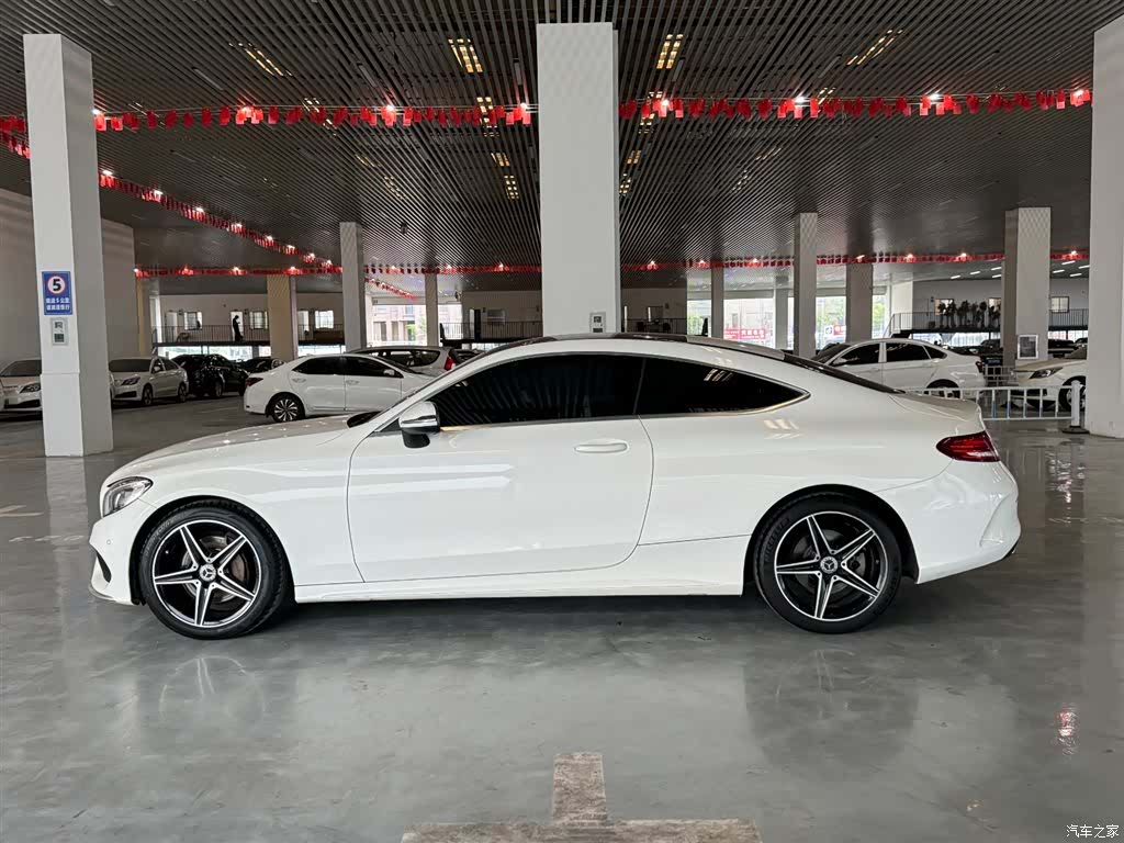 Mercedes-Benz C-Class, 2018 4