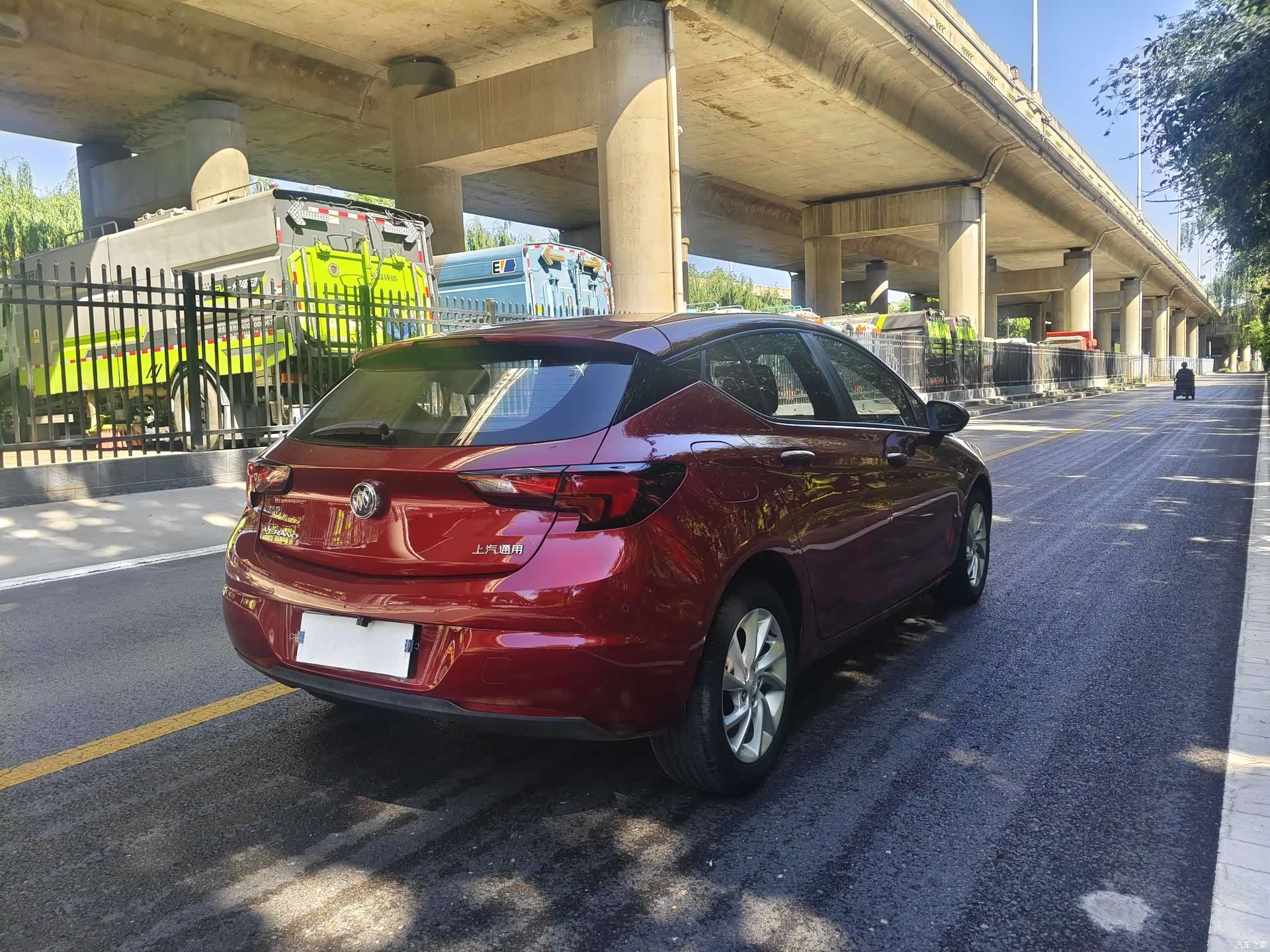 Buick Verano, 2017 6