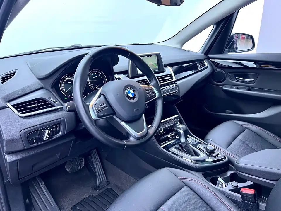 BMW 2 series station wagon