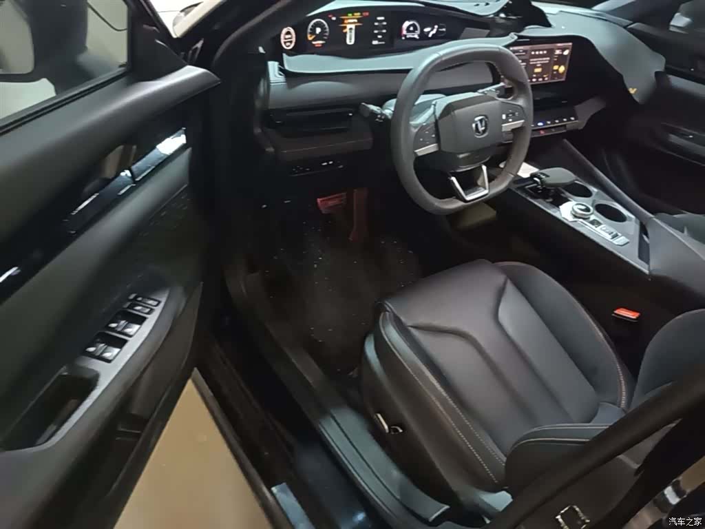 Changan UNI-V, 2023 16