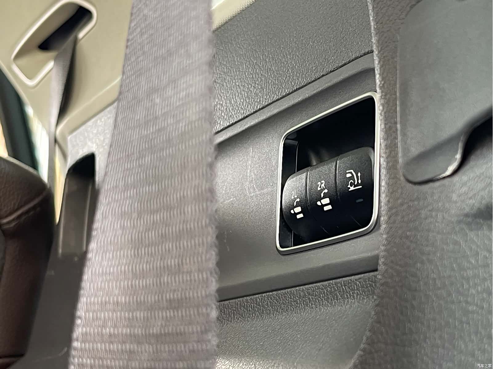 Mercedes-Benz GLE, 2019 27