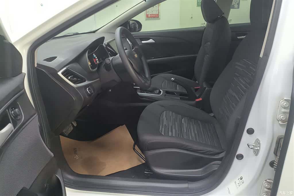 Chevrolet 320, 2018 9