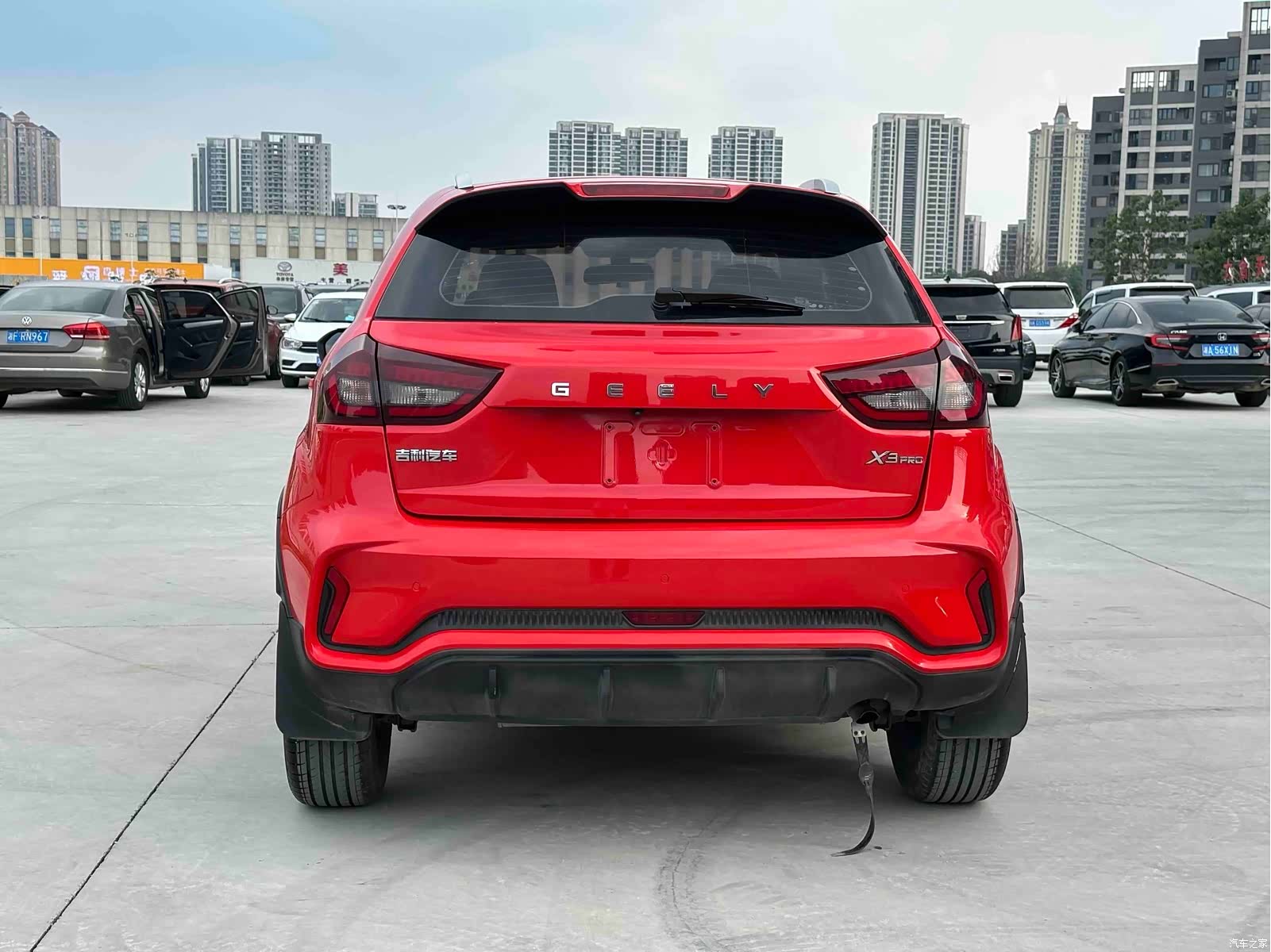 Geely X3, 2022 все фото