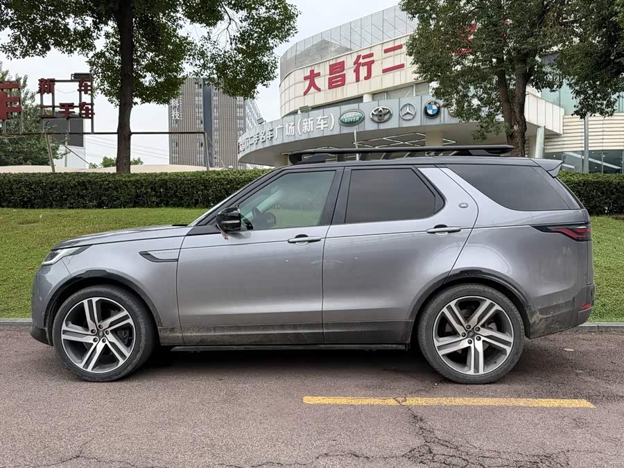 Land Rover Discovery 2023, фото 3