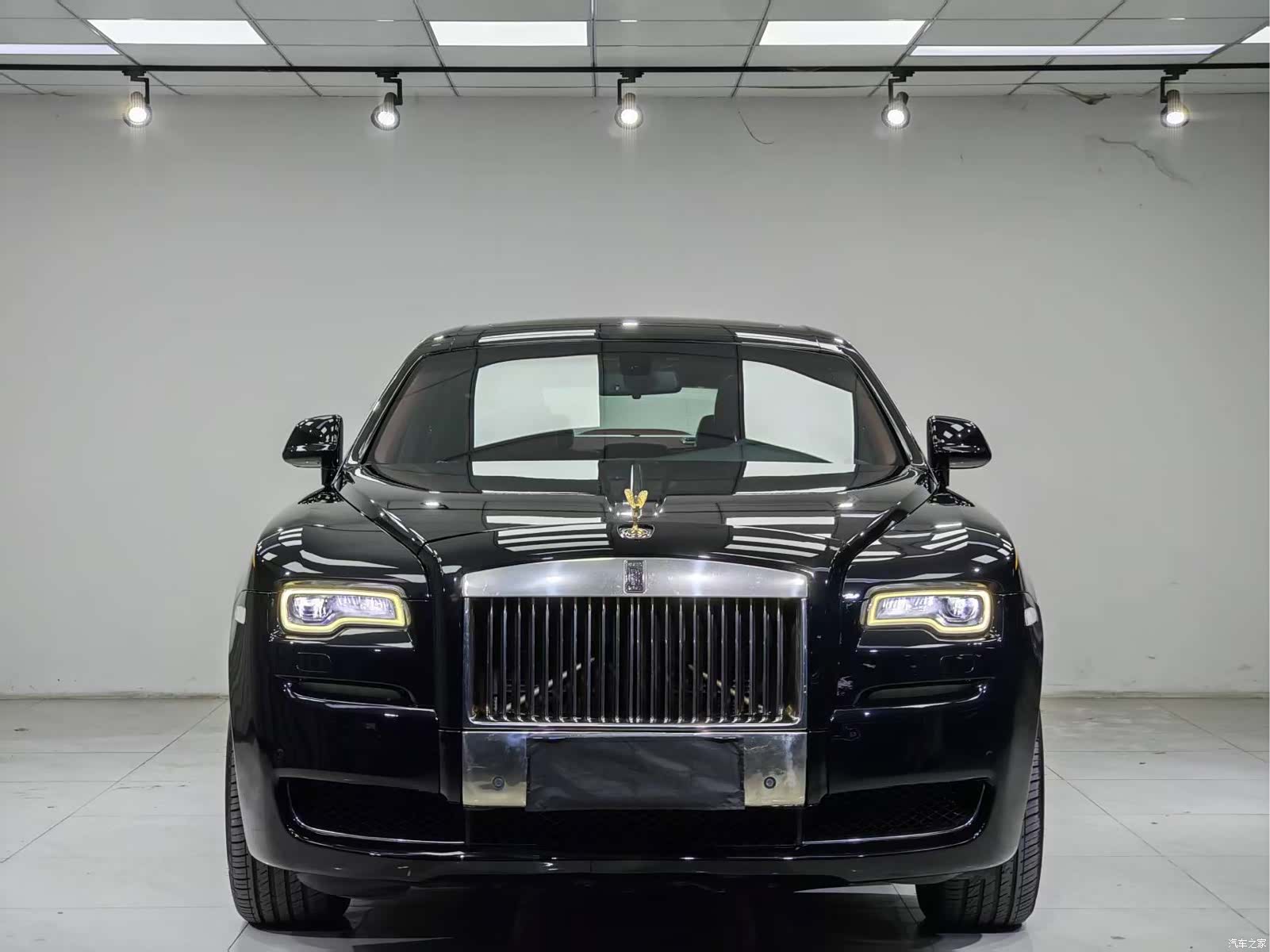 Rolls-Royce Ghost, 2015 1