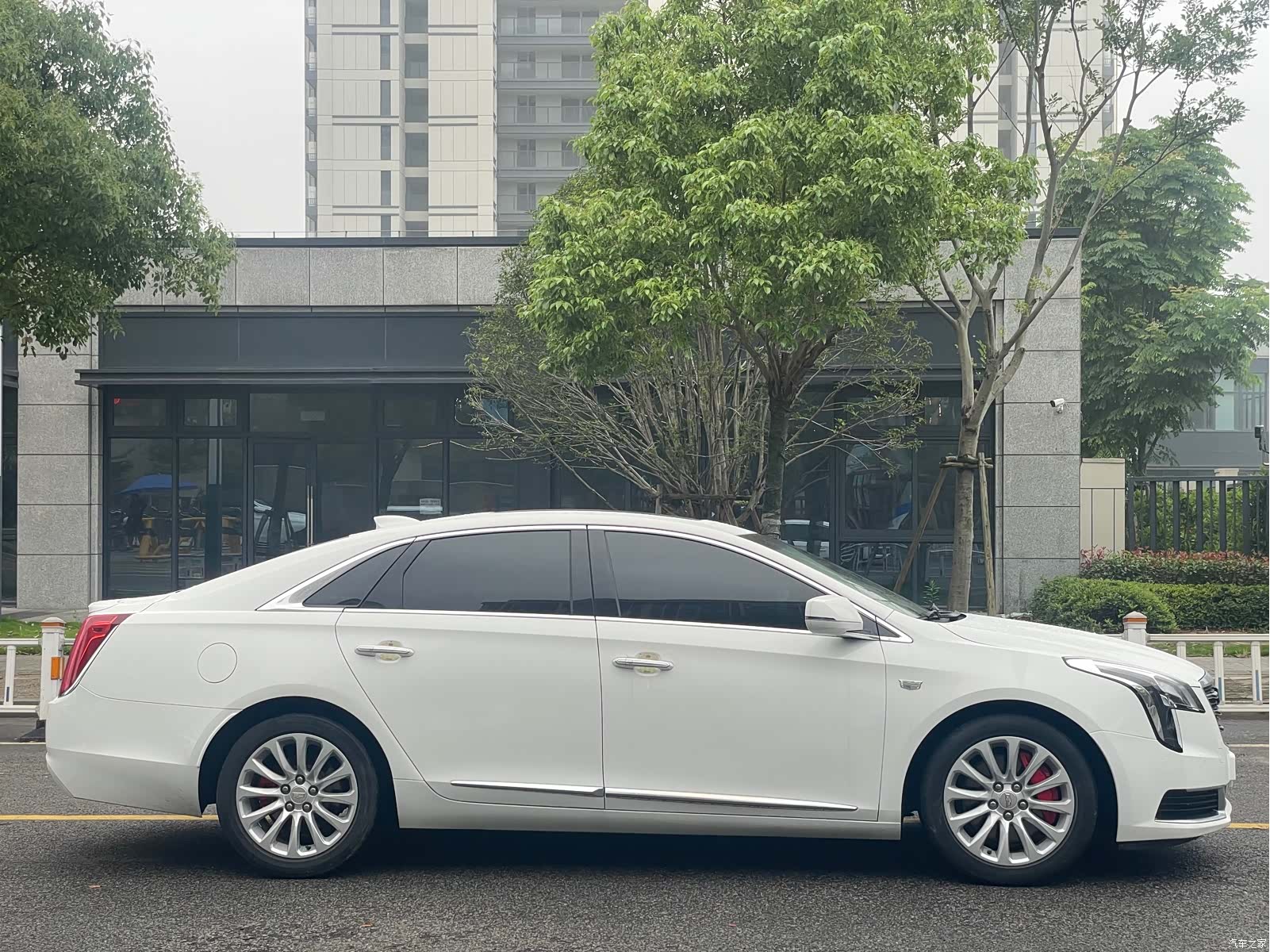 Cadillac XTS, 2020 4