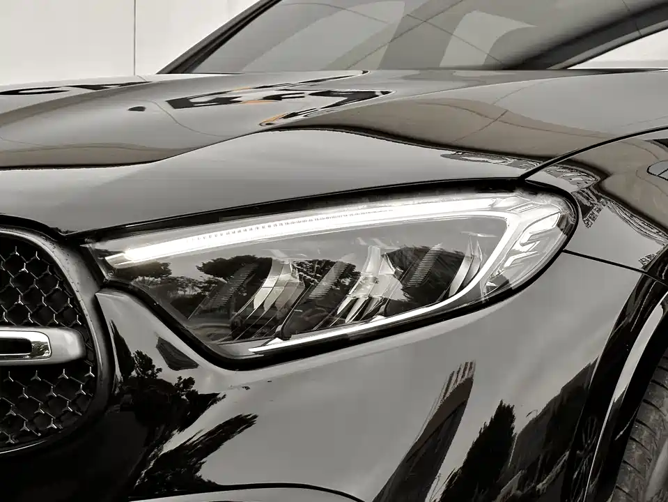 Mercedes-Benz GLC Mercedes-Benz GLC