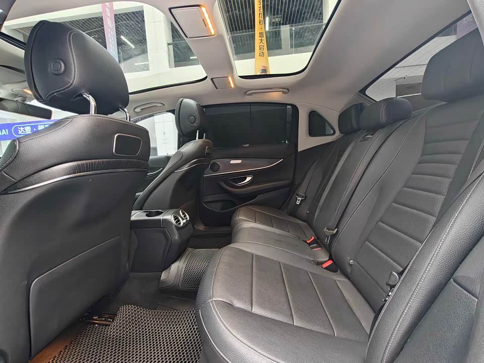 Mercedes-Benz E-class Mercedes-Benz E-class