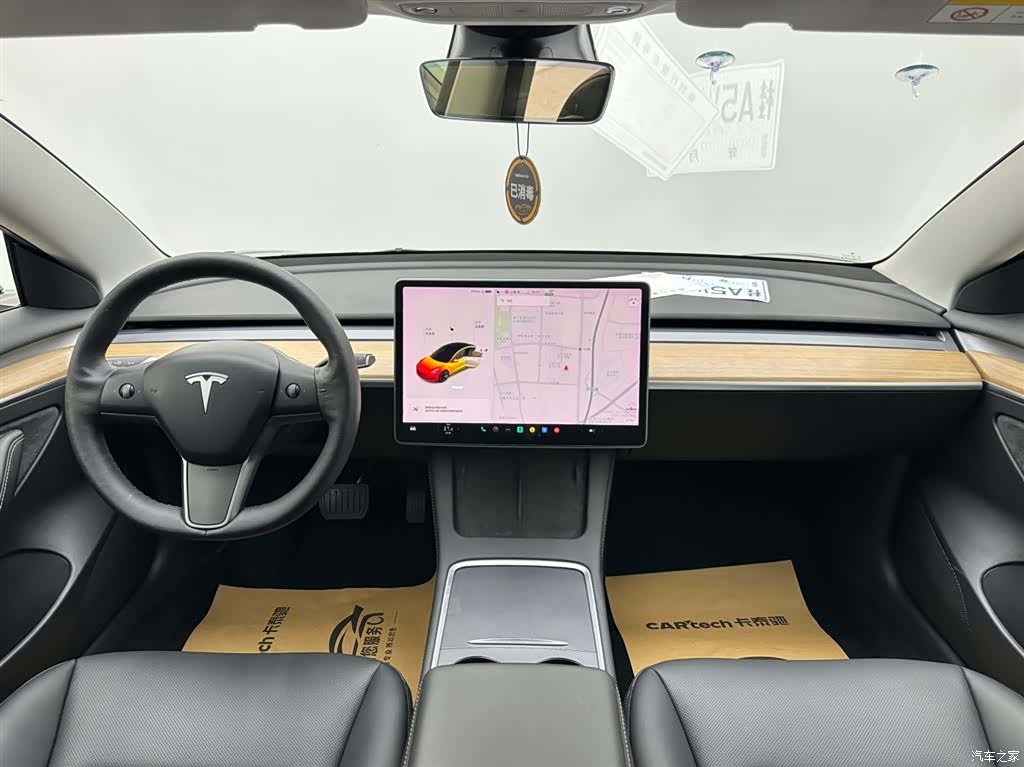 Tesla Model 3, 2021 10