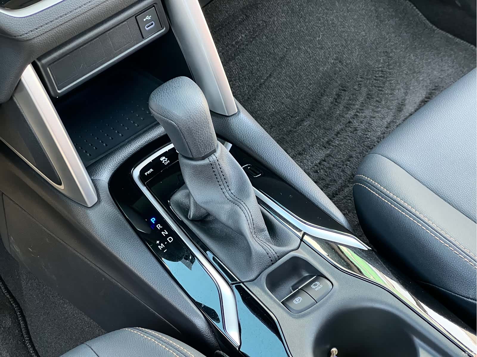 Toyota Frontlander, 2023 15
