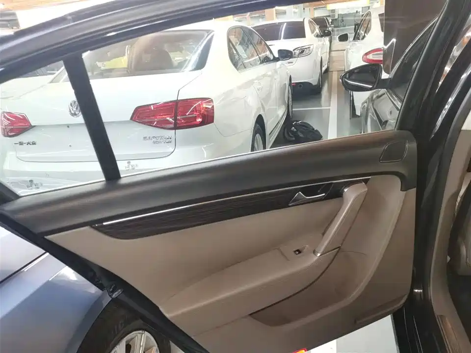 Volkswagen Magotan