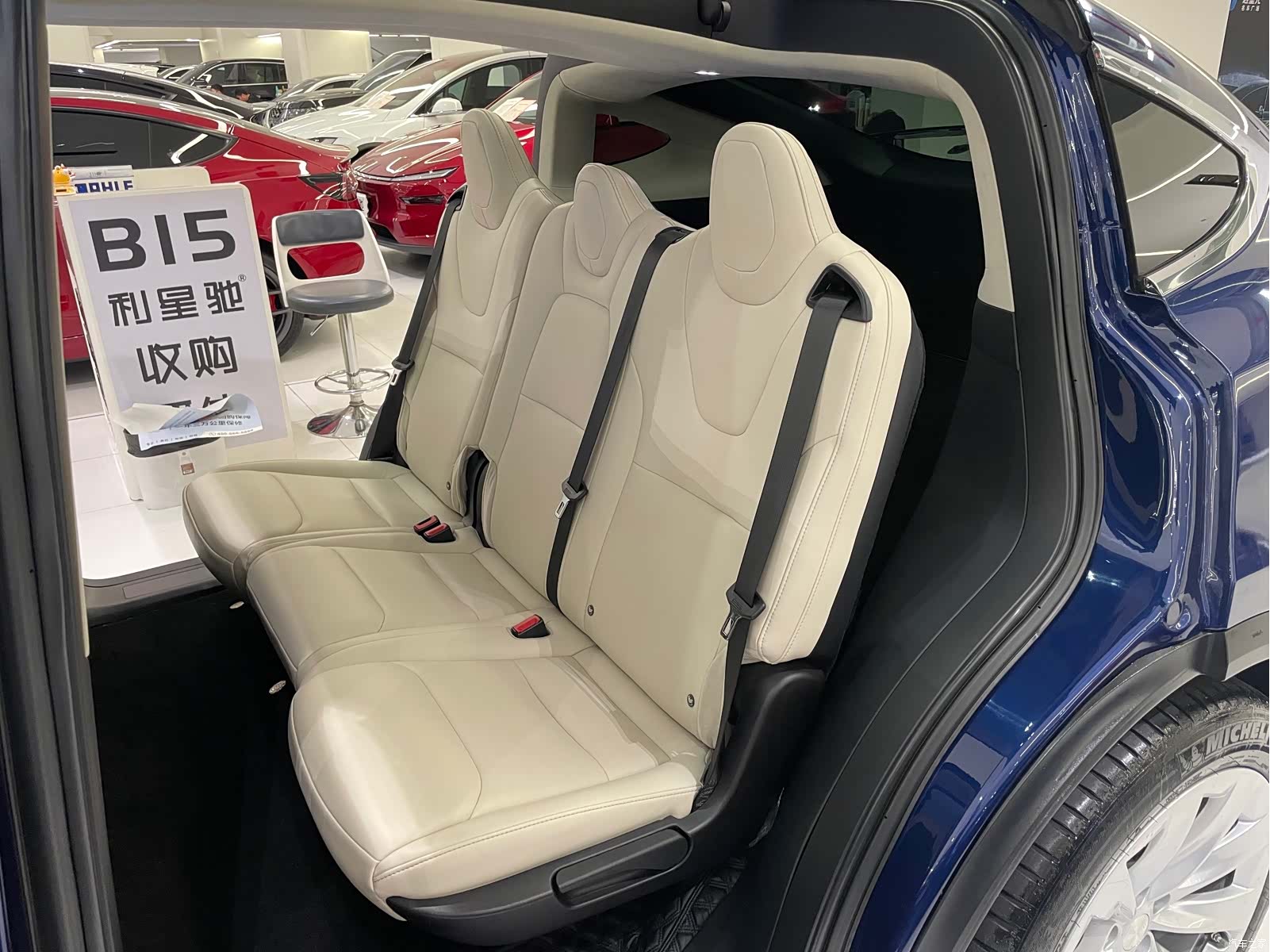 Tesla Model X, 2019 7