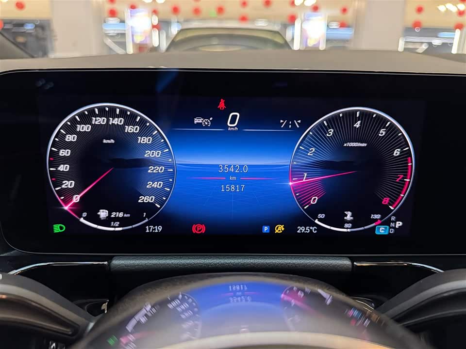 Mercedes-Benz GLA Mercedes-Benz GLA