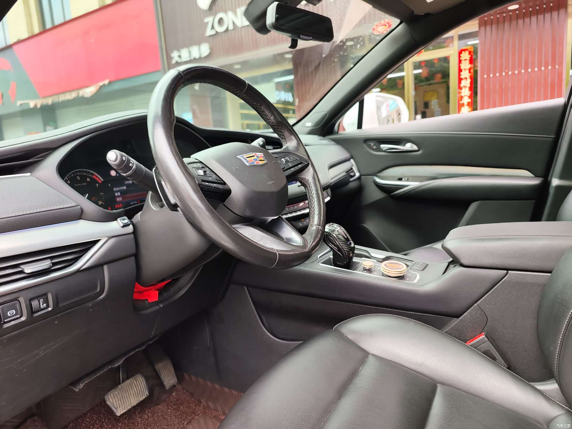 Cadillac XT4, 2019 10