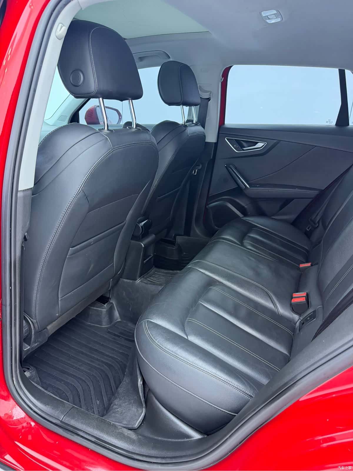 Audi Q2L, 2022 13