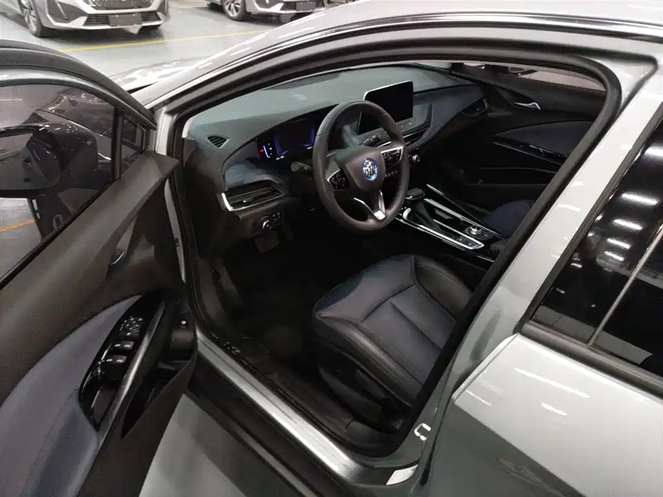 Buick Slightly blue 6